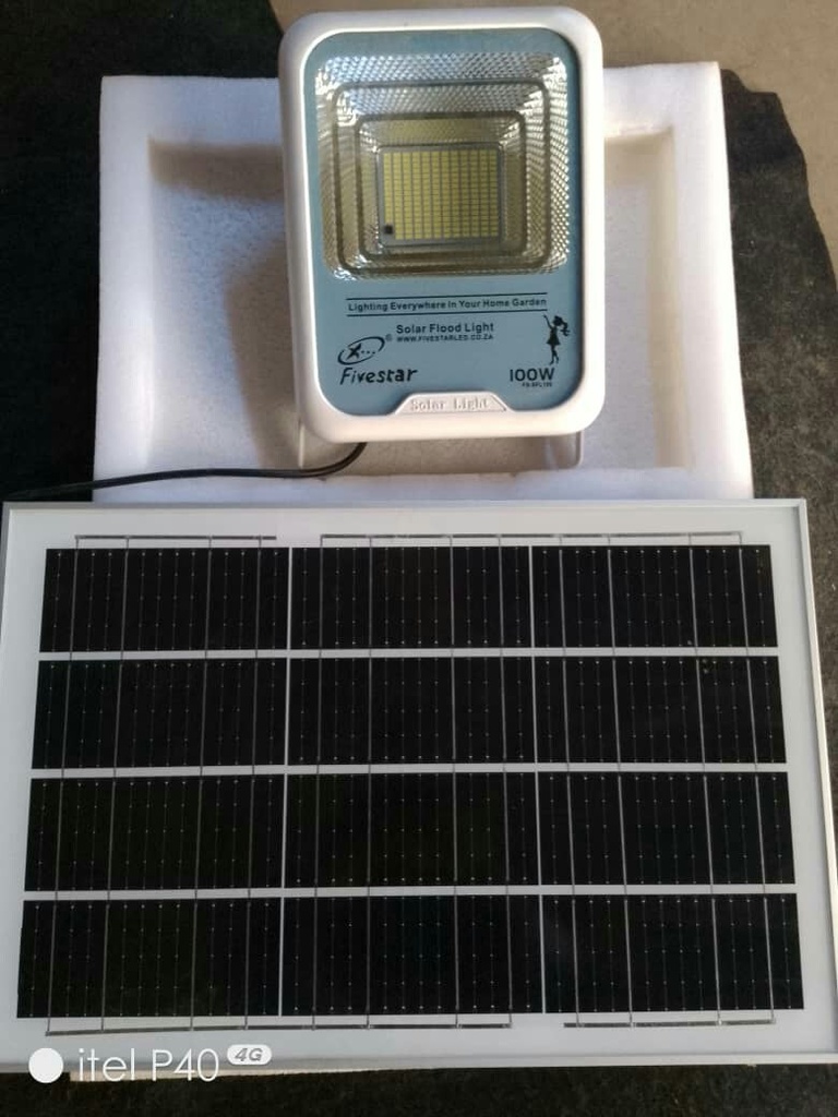 SOLAR FLOOD LIGHT 100W